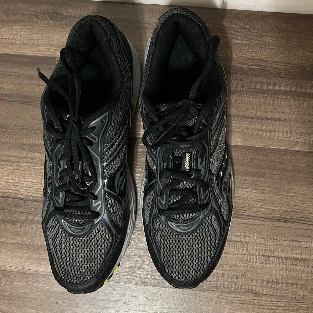Saucony Marauder 2 Running Shoes Men 13 Wide Black Neon Fitness Trainer S25329-3